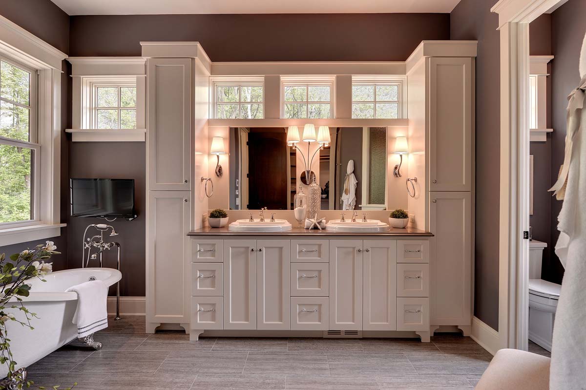 The Benefits Custom Bathroom Cabinets (With Pics)